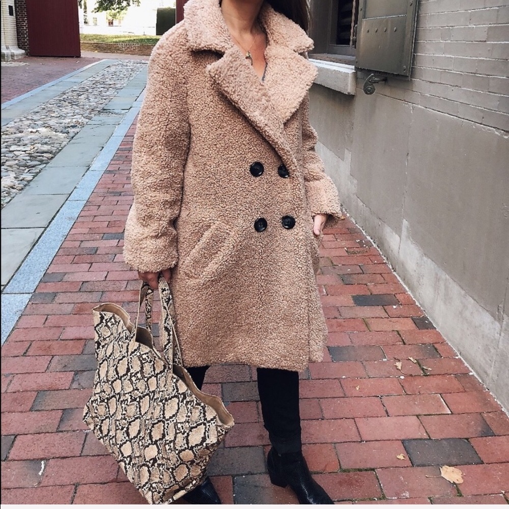 Last 1✨Harper Teddy Coat - Taupe - Picture 2 of 6